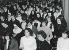 Immatrykulacja studentów I roku, październik 1970 : ślubowanie studenckie.