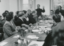 Spotkanie towarzyskie absolwent&oacute;w KUL : [przemawia dyrektor TP KUL ks. K. Kołakowski].