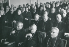 Wykłady dla duchowieństwa 1966 - fragment auli [ujęcie 3]