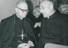 Obrady Teologów Polskich wrzesień 1966 - Ks. bp Wójcik i Ks. prof. M. Rechowicz