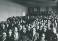 [Program uroczystości zakończony został wykładem inauguracyjnym wygłoszonym przez Ks. doc. Edwarda Kopcia - a wysłuchanym ...] z dużym zainteresowaniem.