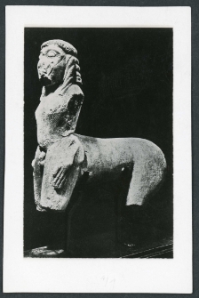 Centaur wykonany w tufie - statua znaleziona w Vulci