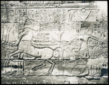 Karnak. Ramses car