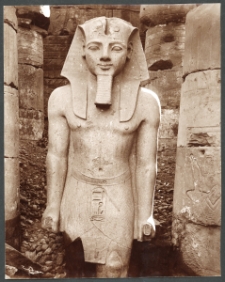 Luxor. Statue de Ramses II