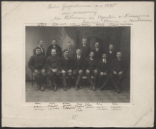 Rada Gospodarcza w r. 1925 oraz pracownicy "Tow. Ratowania się Wspólnie w Nieszczęściach" Fundacji Staszica w Hrubieszowie