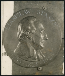 [Portret Staszica w medaljonie]